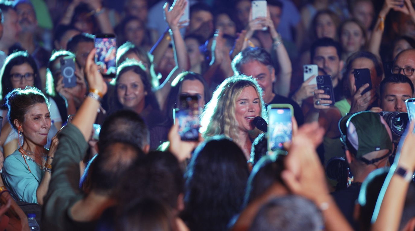 Grammy Ödüllü Joss Stone Akra Caz Festivali’ne Damgasını Vurdu